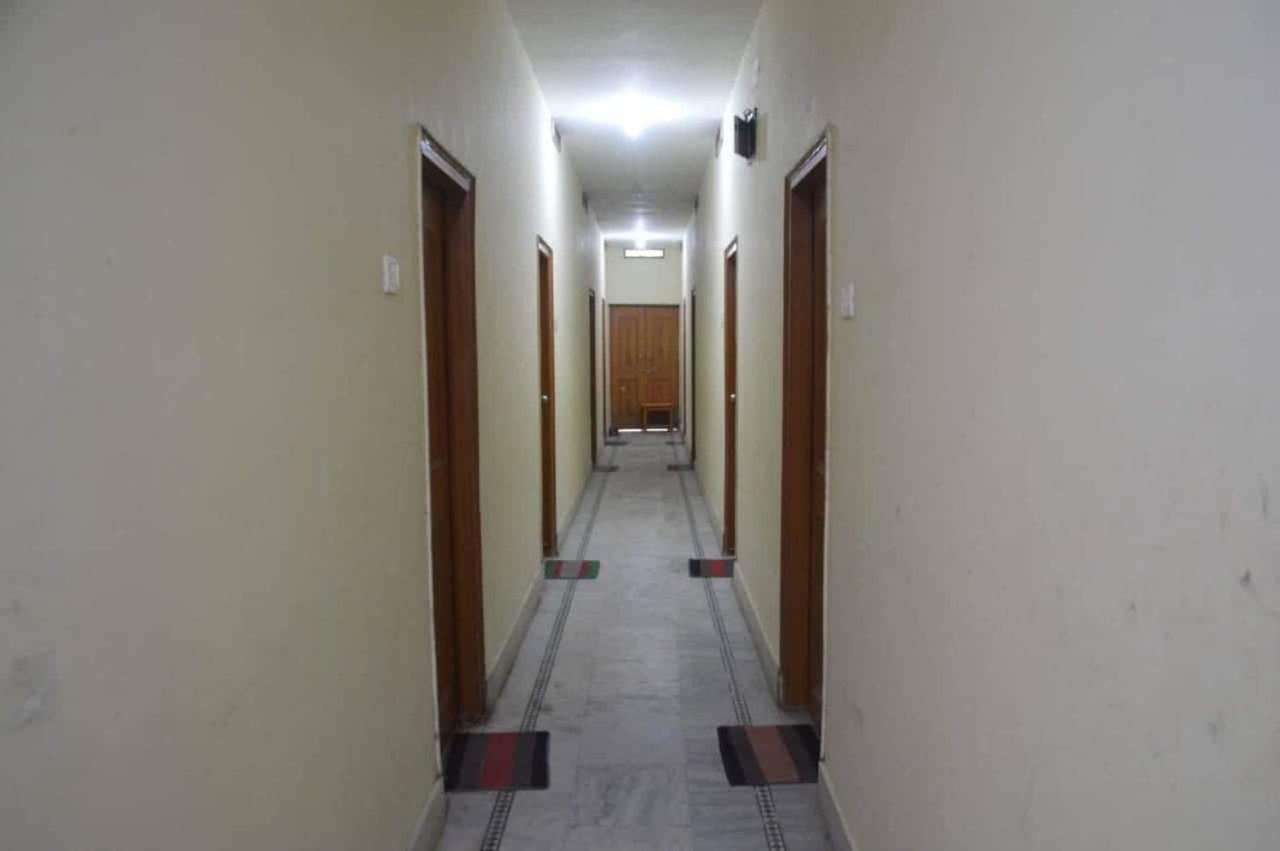 Middle Way Home Stay Bodh Gaya Buitenkant foto
